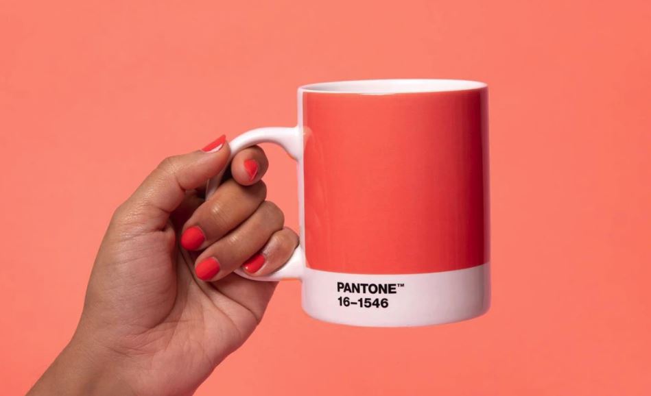Cup with Pantone 2019 Colour of the year